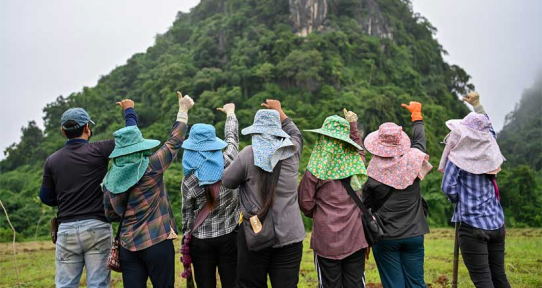สิงห์ เอสเตทมุ่ง สู่การเป็นองค์กร Carbon Neutrality 2030 จับมือพันธมิตร สยามคูโบต้า ไทยคม Kick off แคมเปญ “ปลูกป่าด้วยปลายนิ้ว” ตั้งเป้าสร้างพื้นที่ป่า 1 ล้านตร.ม. บริเวณสิงห์ ปาร์ค เชียงราย