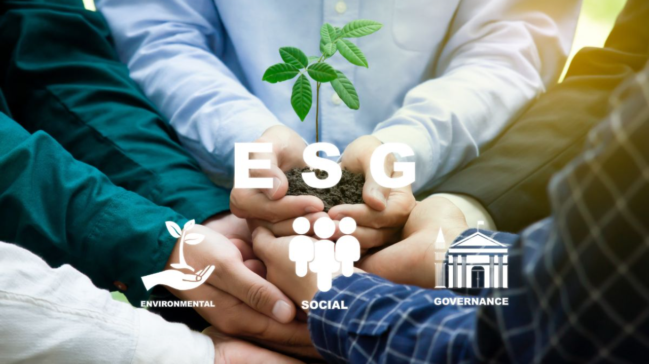 ESG คืออะไร แนวทางธุรกิจที่ยั่งยืนในการพัฒนาองค์กร