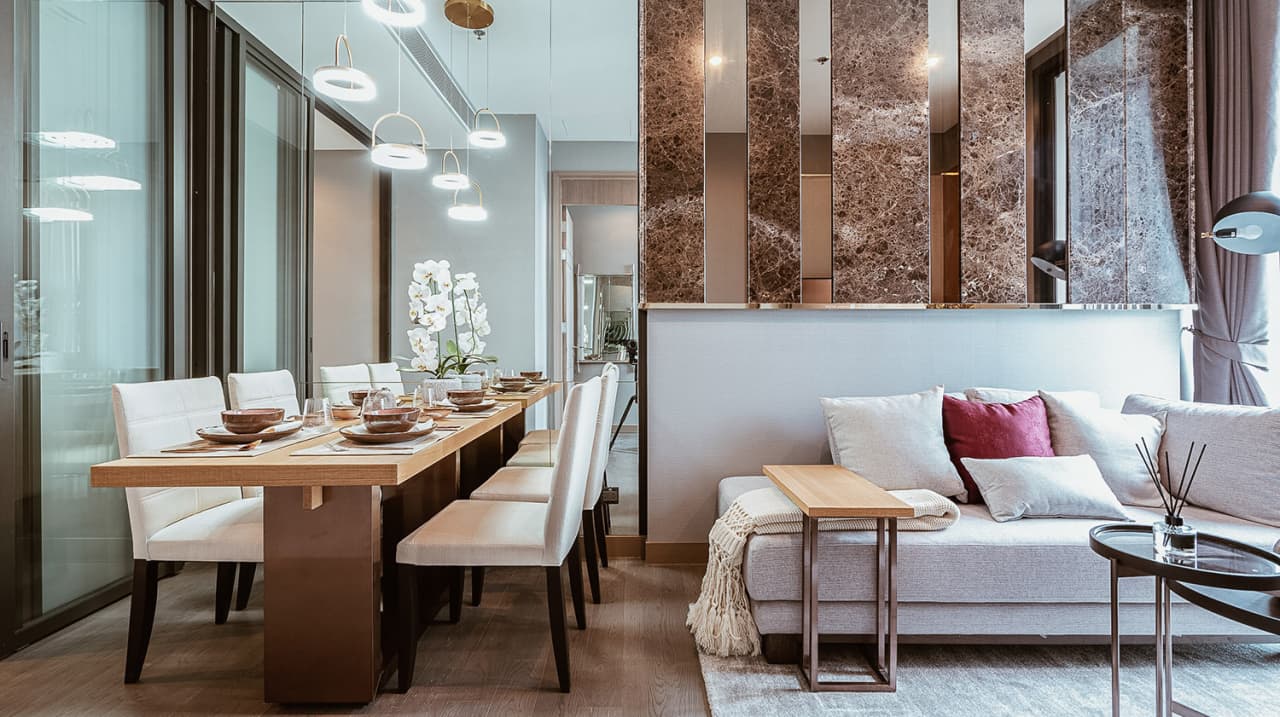 The Esse at Singha Complex official show residence: Living and dining area